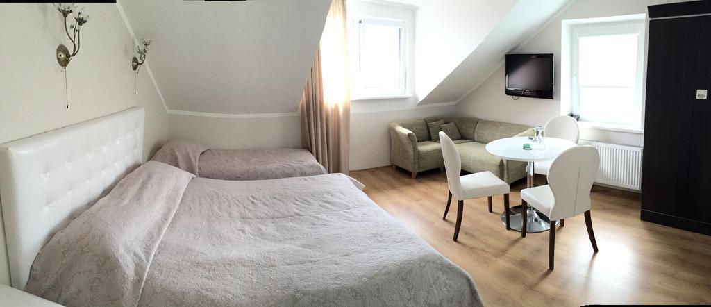 Villa Anna Apšuciems Zimmer foto